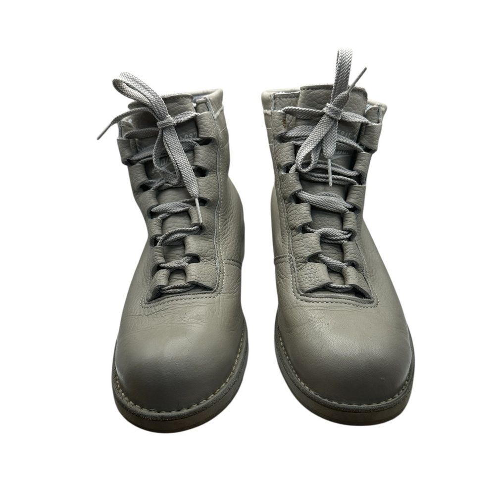 Danner Women’s Leather Lace Up Ankle Boots Gray Size 8.5 Vibram Sole - Picture 4 of 8